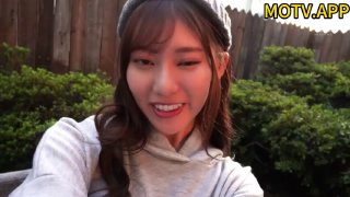孤胆特工99伊人高颜值外围妹子， 模特级身材，床边狂抠蝴蝶穴水汪汪